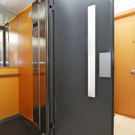 Apartment Del Parque Flats Estudio Lagunillas Malaga