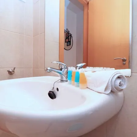 Apartment Del Parque Flats Estudio Lagunillas *
